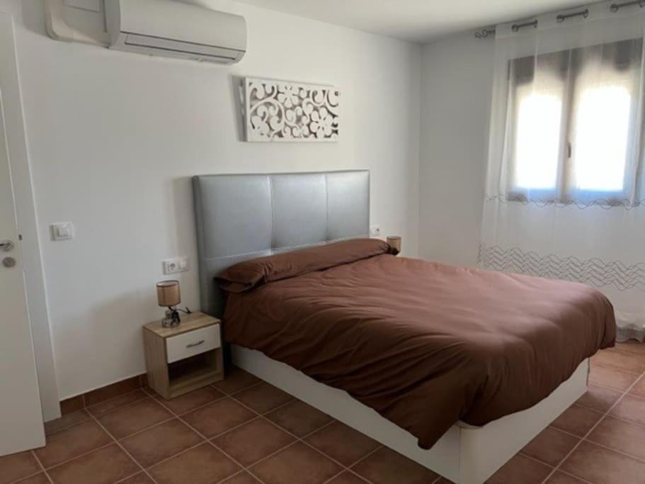 Villa Rural Con Amplia Piscina Campillo de Altobuey Bagian luar foto