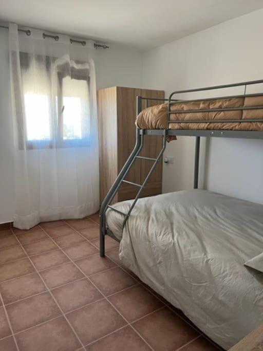 Villa Rural Con Amplia Piscina Campillo de Altobuey Bagian luar foto