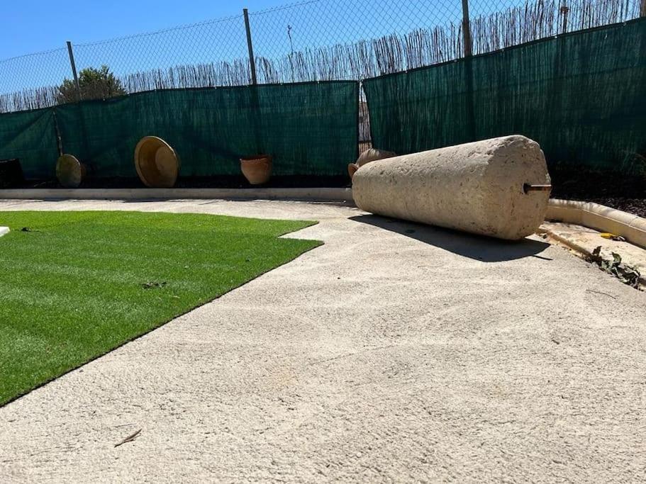 Villa Rural Con Amplia Piscina Campillo de Altobuey Bagian luar foto