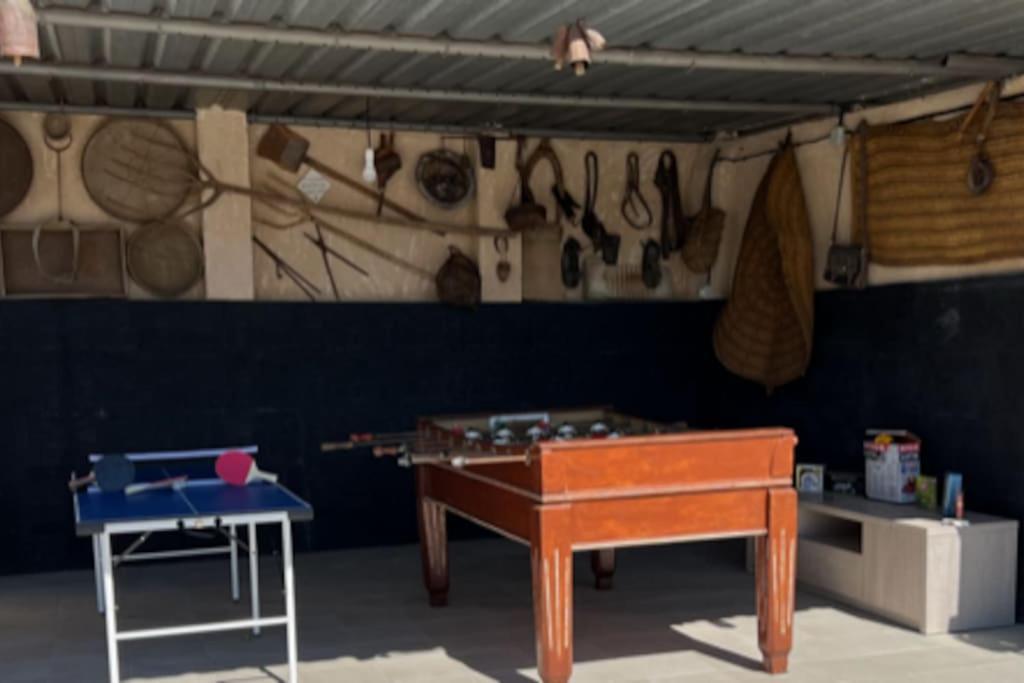 Villa Rural Con Amplia Piscina Campillo de Altobuey Bagian luar foto